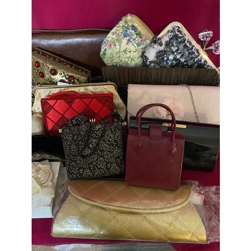 9 - Collection of 25 handbags and purses