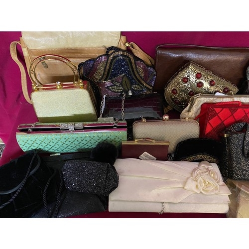 9 - Collection of 25 handbags and purses