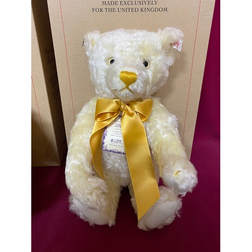 357 - 2 x Steiff British collectors teddy bears, a 2002 honey golden 35cms growler bear and a 2003 yellow ... 