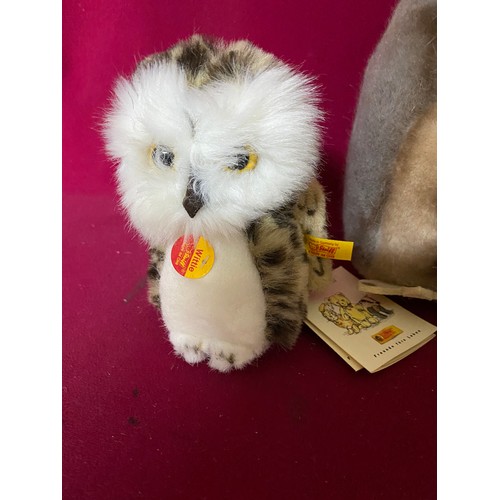 361 - 5 x Steiff owls with largest standing 25cms tall in Steiff box