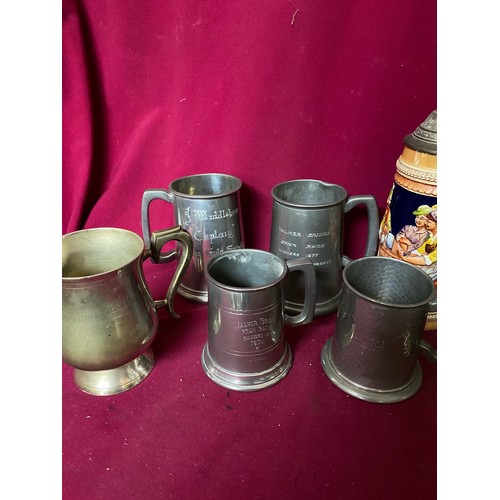 378 - Collection of 12 x assorted tankards