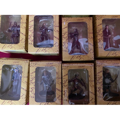 427 - Lord of the Rings boxed all different metal figures in new condition by Eaglemoss