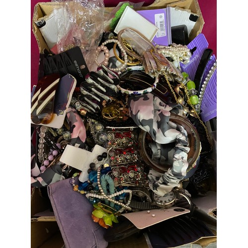 100 - Box of assorted costume jewellery weighing over 5.5 kg