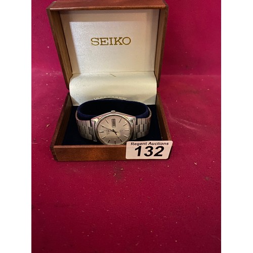 132 - Seiko watch in box.