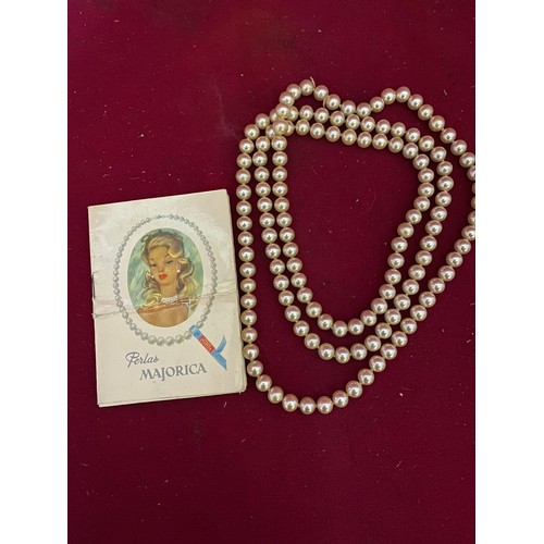 180 - Genuine Majorca pearl necklace with certificate of authenticity