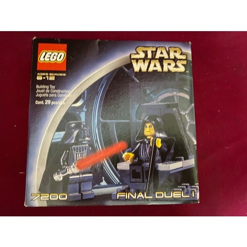 439 - Lego Star Wars sets, 7200 Duel 1 with Darth Vader and Palpatine. 7201 Duel 2 with Luke Skywalker and... 