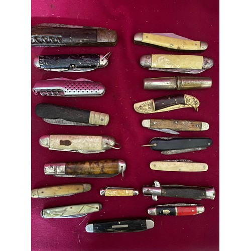 151 - Collection of penknives