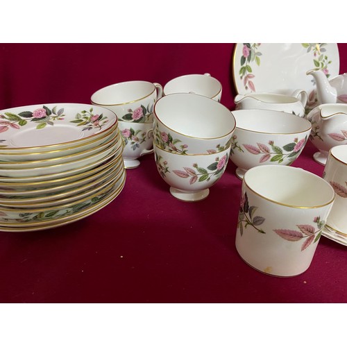 173 - Wedgwood Hathaway Rose part tea set