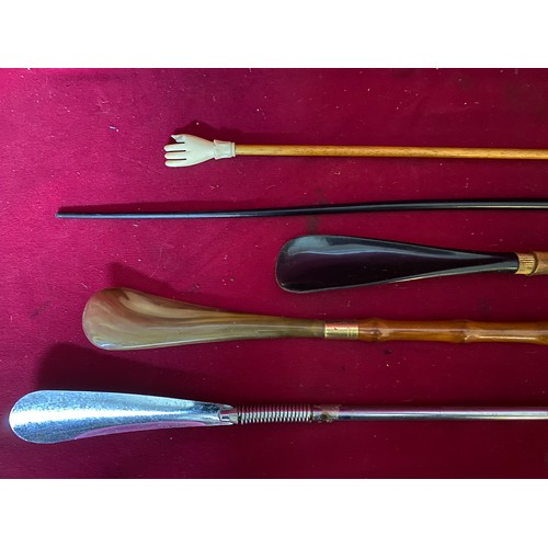 620 - 3 vintage shoe horns, 1 back scratcher and a horse whip