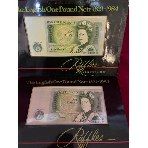 488 - 3 vintage Queen Elizabeth £1 notes, uncirculated and in mint condition.