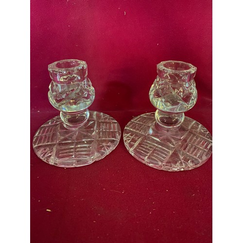 531 - Vintage art deco glass dressing table tray and set.