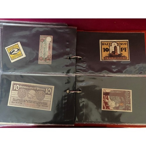 489 - 2 albums of old banknotes