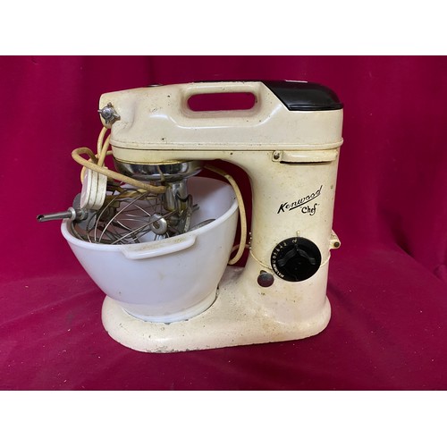 910 - Vintage Kenwood 'chef' food mixer,working