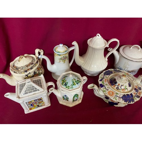 899 - Collection of 9 x tea and coffee pots with makes including Noritake, Burslem, Wade, Arthur Wood etc