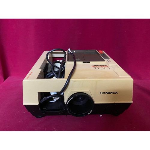 101 - Hanimex Rondette 1800 series projector fully working