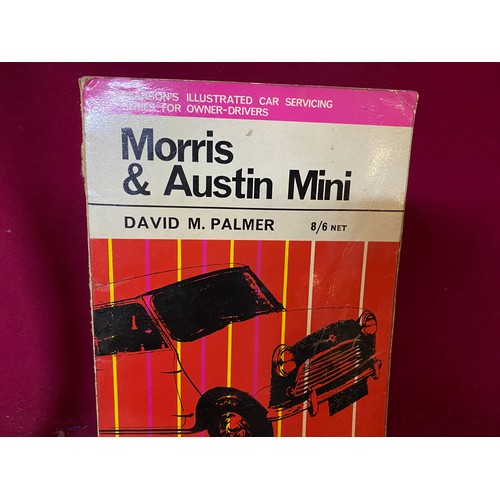 193 - Vintage owners Car manuals including Morris Minor series II, Mini 1959, Morris and Austin Mini