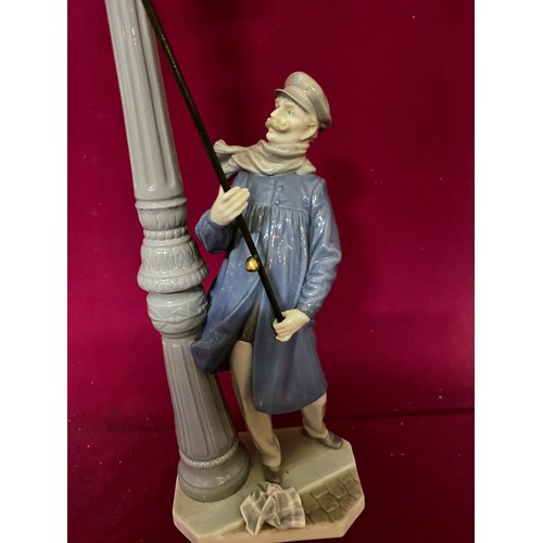 230 - Lladro Lamplighter figure by Salvador Furio