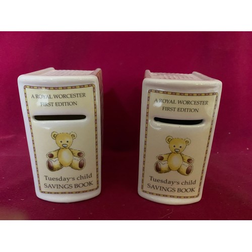 247 - 4 pieces of Royal Worcester 