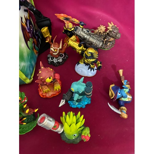 272 - Skylanders bundle including figures, portals, games and carry bag.