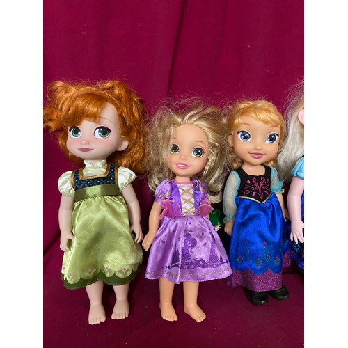 265 - Selection of 5 Disney Animator Dolls