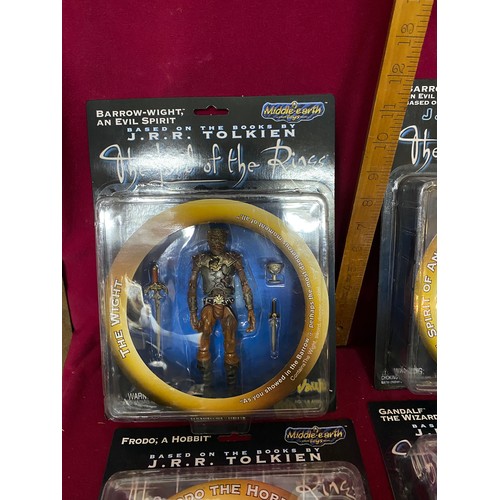 320 - 6 new sealed on card figures from J.R.R. Tolkien's Lord of the Rings, by Toy Vault 2000