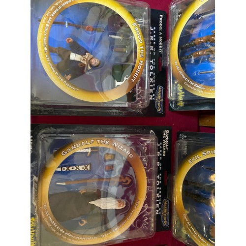 320 - 6 new sealed on card figures from J.R.R. Tolkien's Lord of the Rings, by Toy Vault 2000