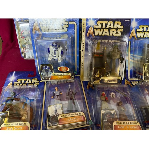 331 - 15 Star Wars Episode I Attack of the Clones figures, sealed on blue cards by Hasbro.