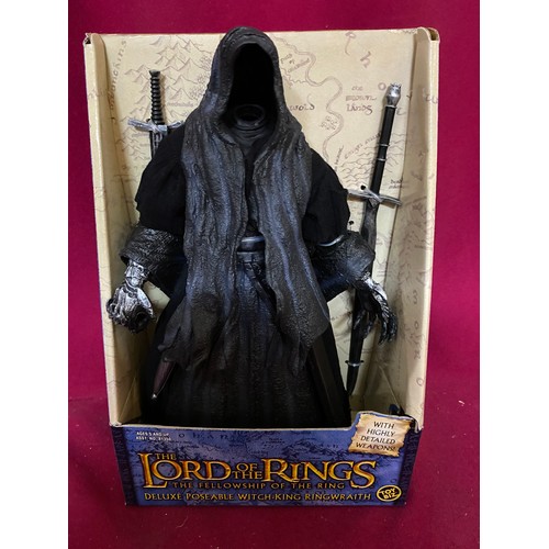 332 - Toy Biz Lord of the Rings Fellowship of the Ring Deluxe poseable Witch King Ringwrath 12