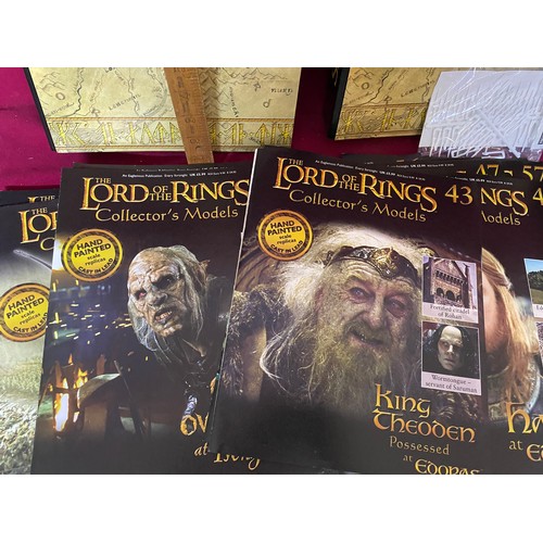 334 - 36 magazine issues of Lord of the Rings by Eaglemoss issues no 1-5,7,30-60. Comes with 4 binders.