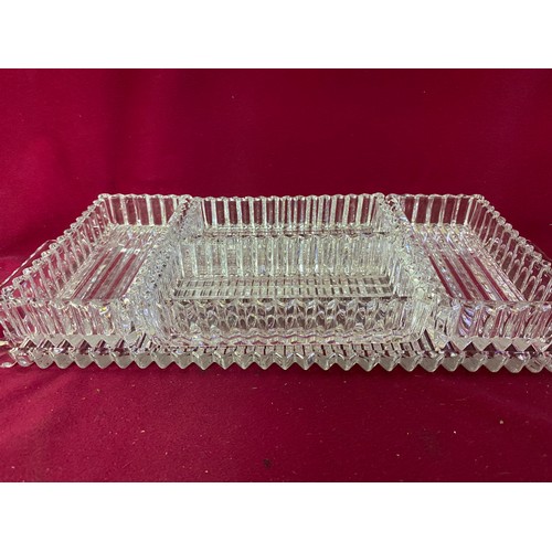 286 - Vintage glassware including Hors d'oeuvre tray, vase and bowl.