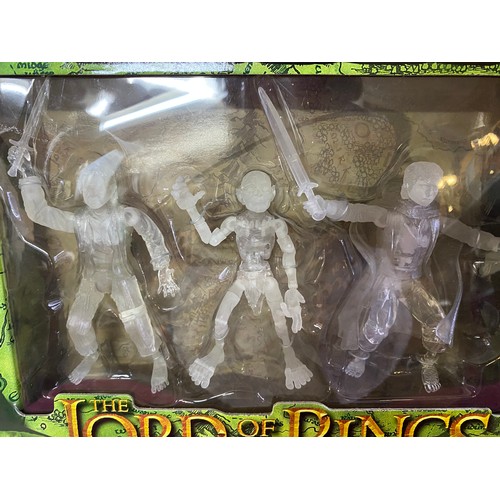 344 - Toy Biz Fellowship of the Ring, Bearers of the One Ring, gift pack boxed set. New and sealed made in... 