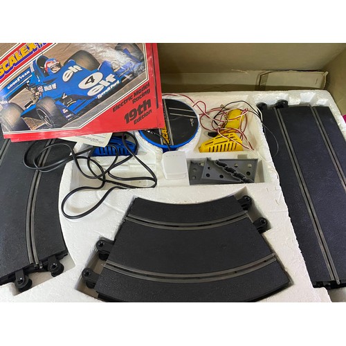 374 - Scalextric 400 set