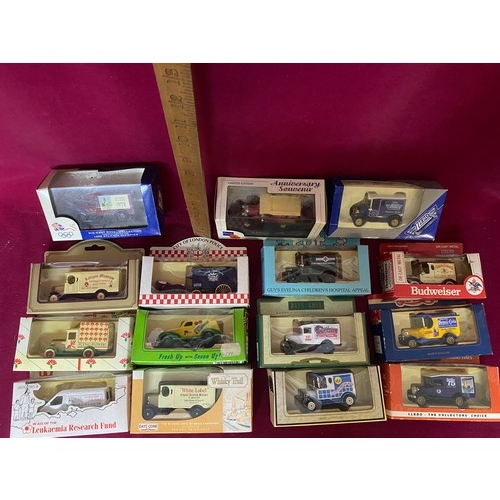 123 - Collection of 15 x boxed collectable Lledo vans