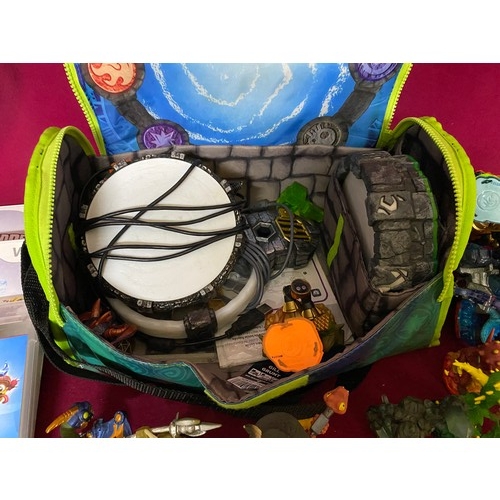 272 - Skylanders bundle including figures, portals, games and carry bag.