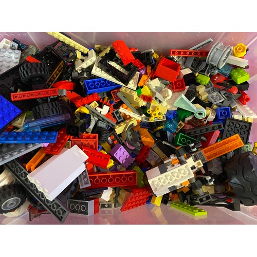 21 - Large box of assorted Lego.