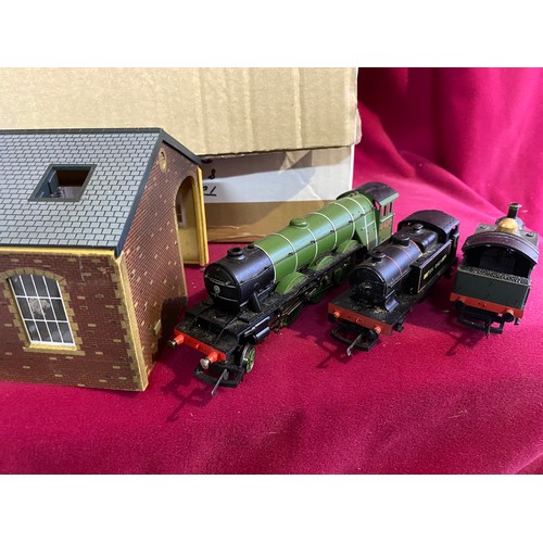 32 - Box filled with vintage Hornby Triang and others model railway including, carriages, engines, buildi... 