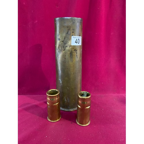 40 - WW1 Trench Art large shell and 2 small shells with largest measuring 29 cms tall