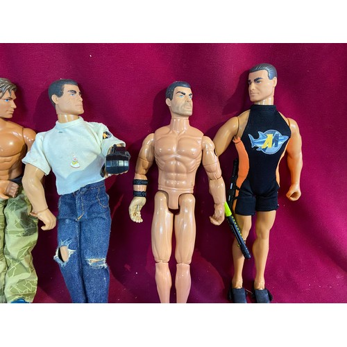 47 - Selection of vintage Action Men.