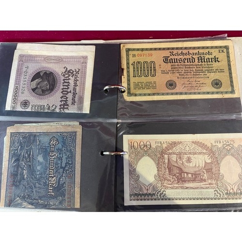 99 - Album of old banknotes.