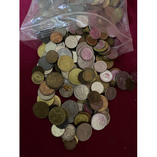 447 - Large collection of assorted old coins.