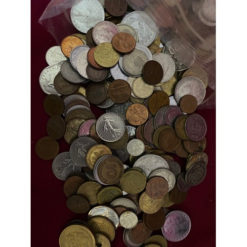 449 - Large collection of assorted old coins.