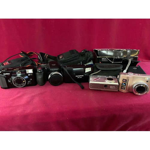 602 - Box of cameras and camcorders including an Olympus Trip 300