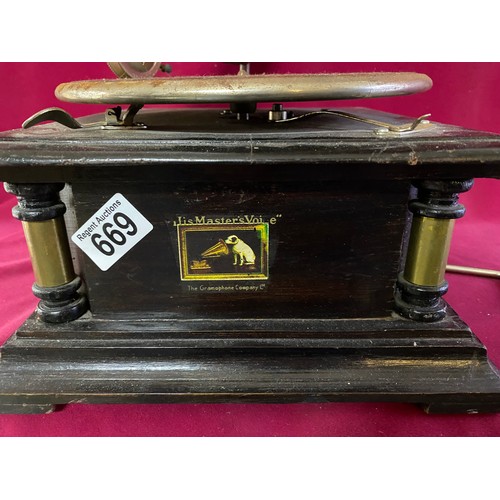 669 - HMV 'His Masters Voice' portable black gramophone not working, great display piece