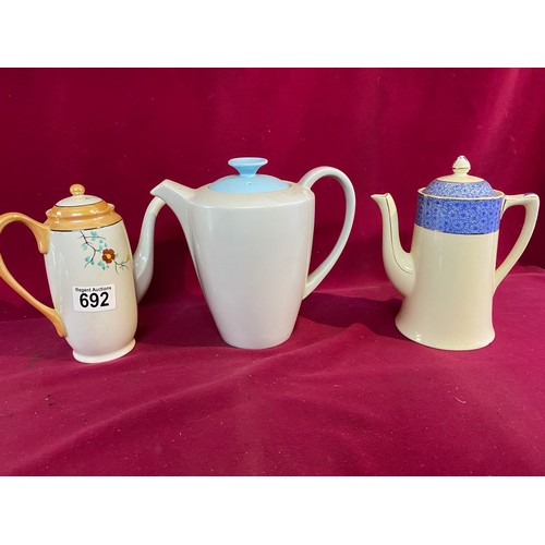 692 - Selection of 3 x coffee pots, makes include Poole and J & G Meakin