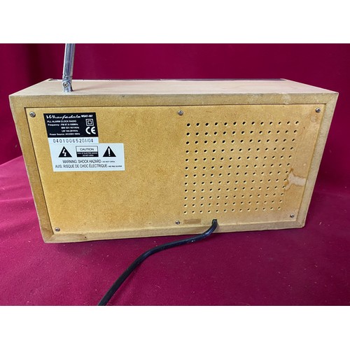 842 - Wharfedale WSAT-087 radio alarm clock wooden surround fully working
