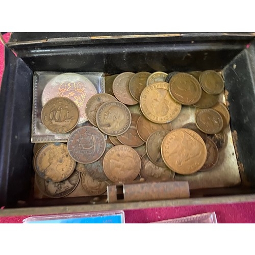 806 - Old tin money box with various English George and Elizabeth coins and Comemmorative coins