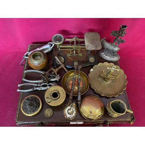 7 - Selection of brass ornaments and curios.