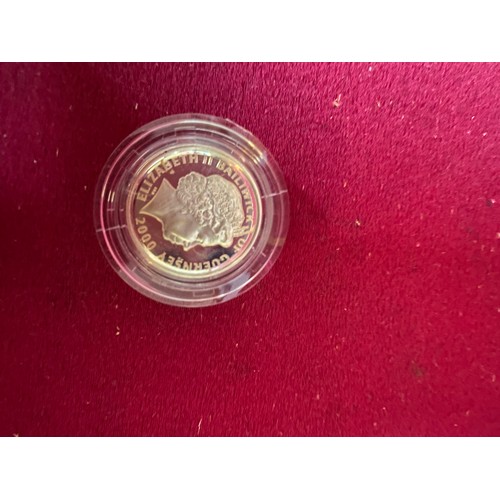 15 - Sterling silver, silver proof £1 coin in mint condition in capsule.