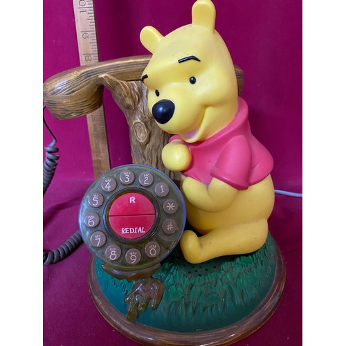 282 - Winnie the Pooh Telephone