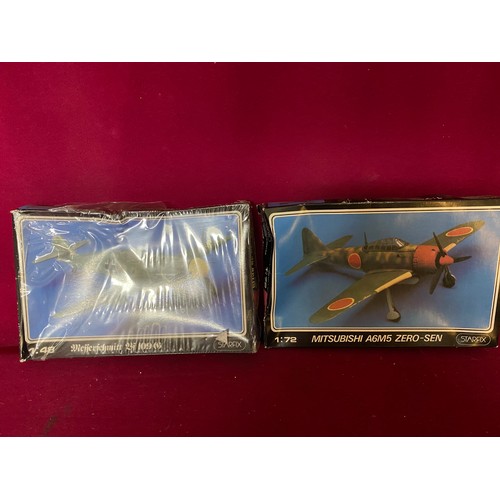 29 - 3 boxed models comprising of 2 x aircraft and 1 x red rum